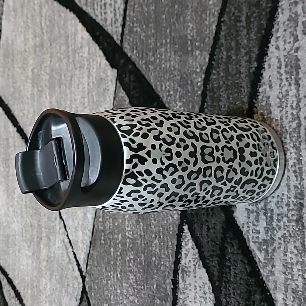 HYDRAPEAK 32 OZ DOUBLE WALLED STAINLESS STEEL TEAL LEOPARD PRINT WATER BOTTLE